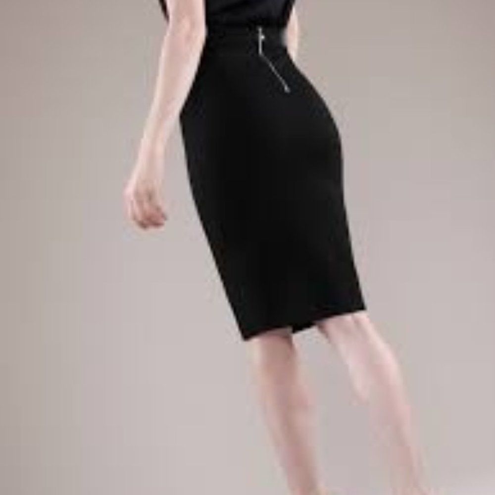 Grana Black Pencil Skirt- Size S
